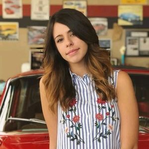 Meet your Posher, Leah